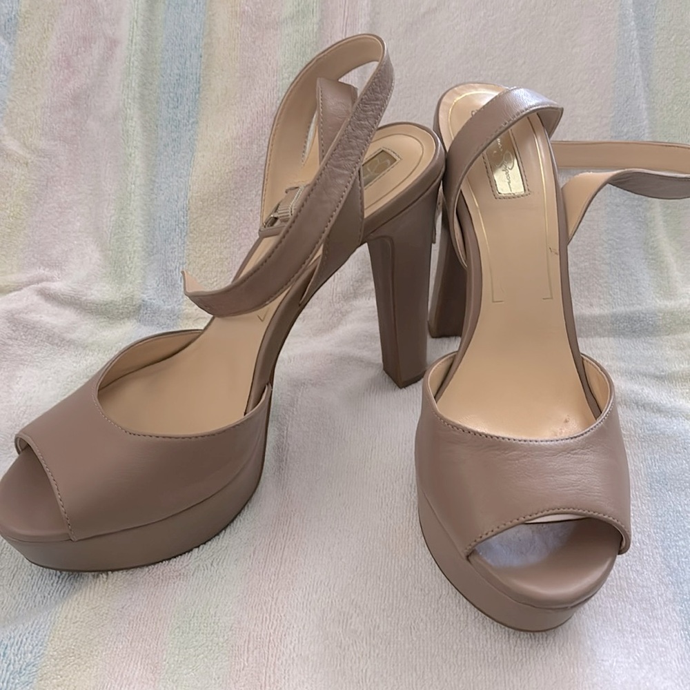 Jessica Simpson nude platform heels